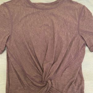 Lulu cropped twisted top